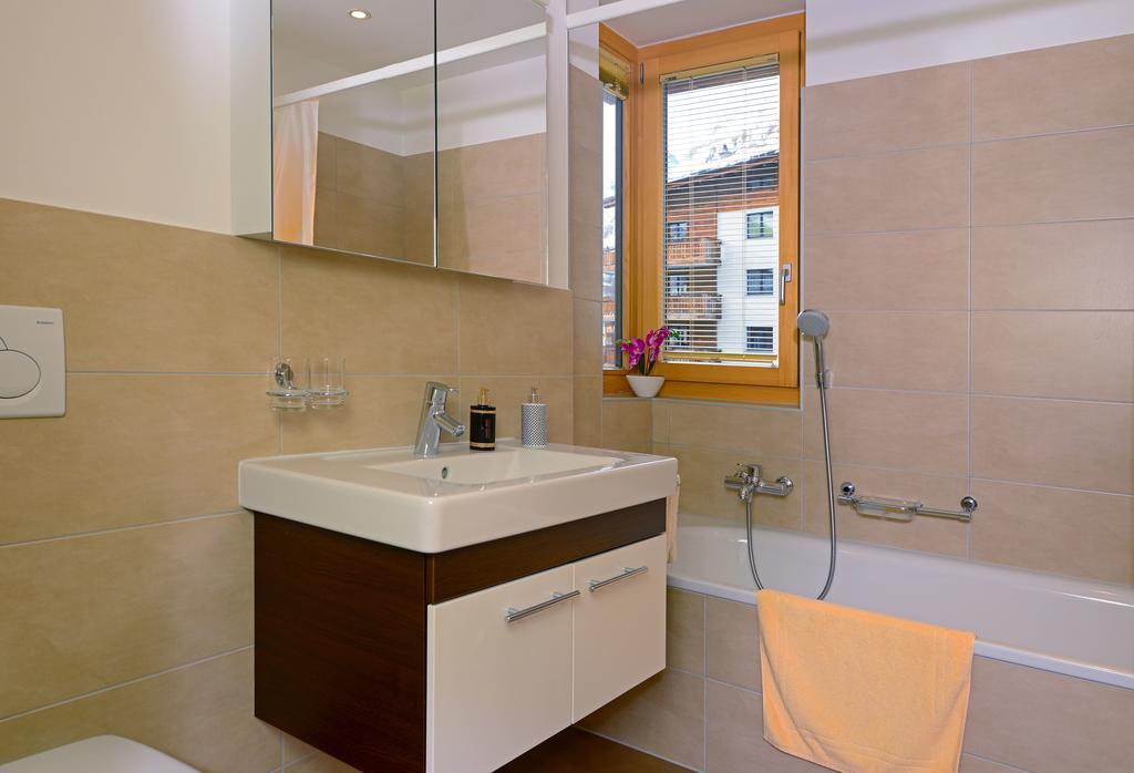 Ferienwohnung Haus Achilles Цермат Стая снимка